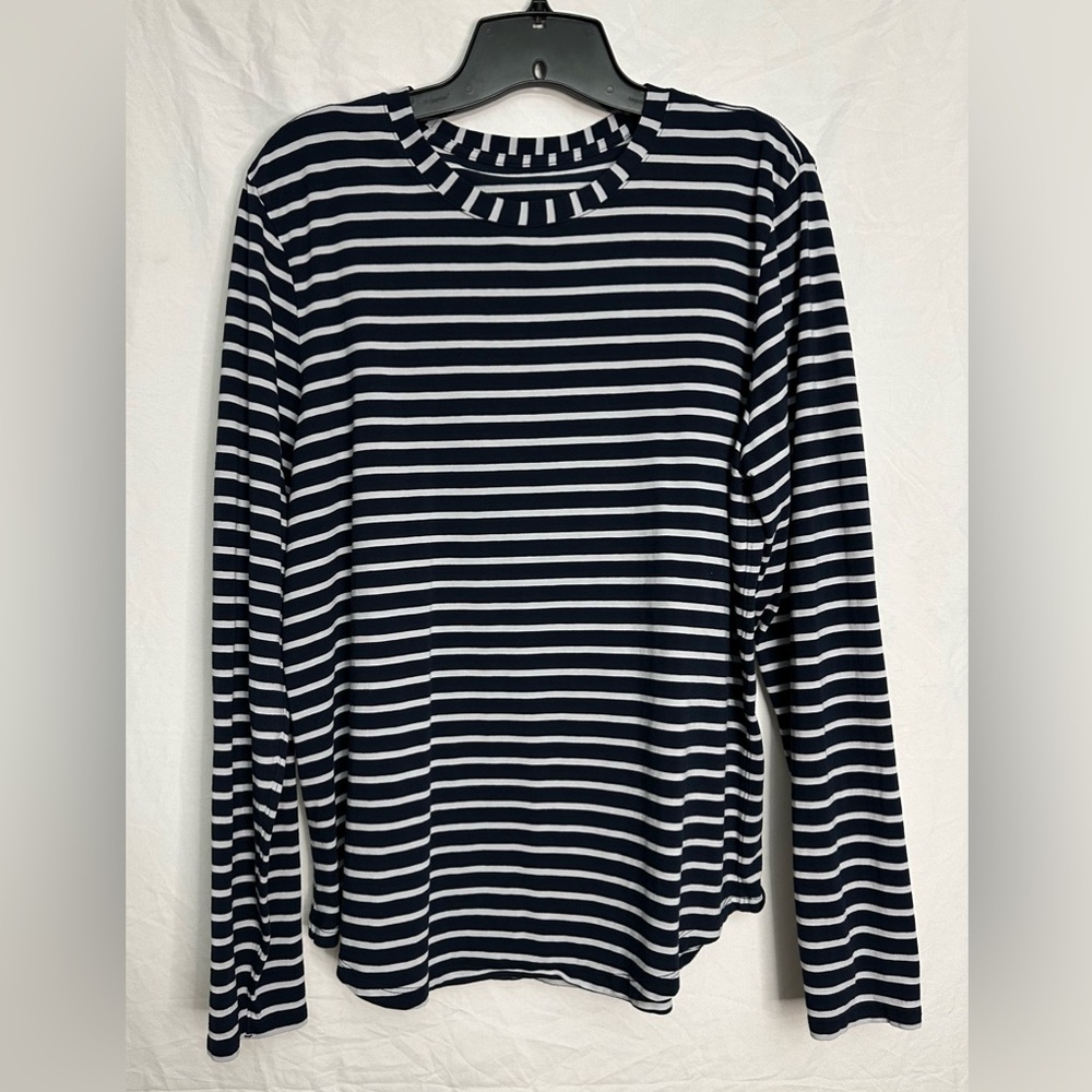 Lululemon Love Long Sleeve Tee